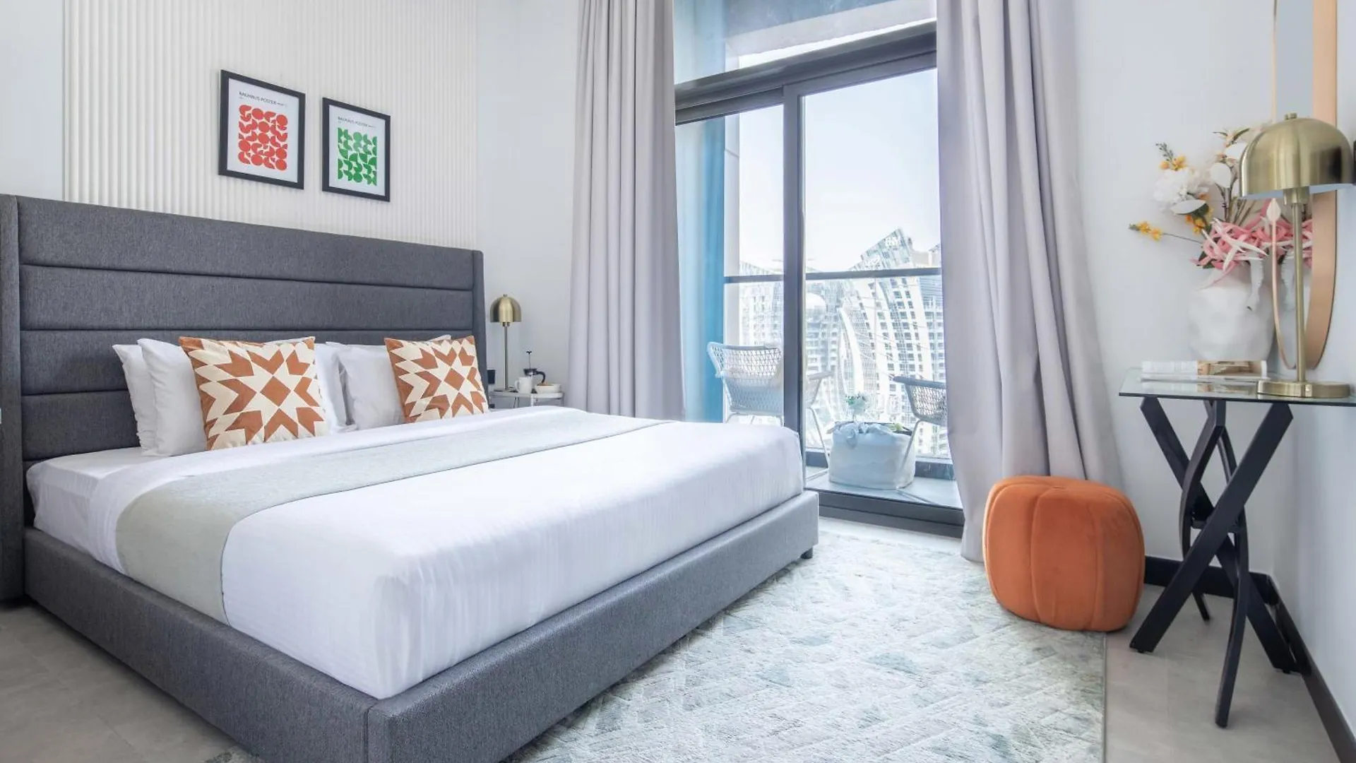 Frank Porter - 15 Northside Tower 2A Dubai